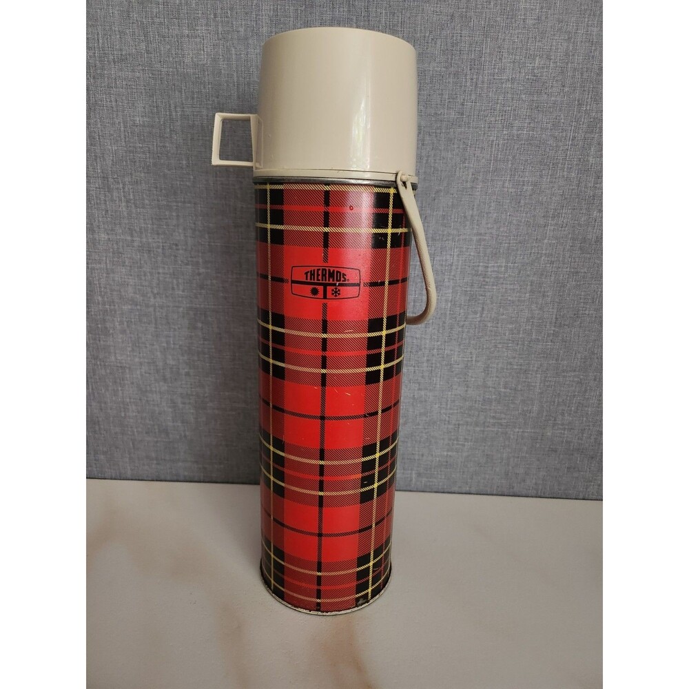 Vintage 1973 King-Seeley Thermos Red Tartan Plaid 1 Qt Bottle No. 2442 USA